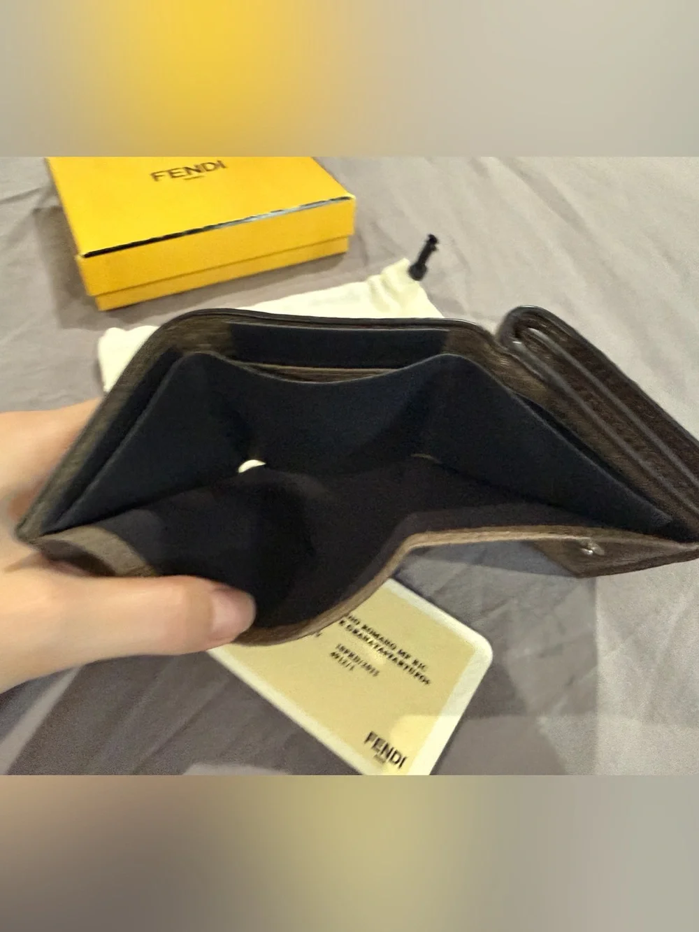 NIB - FENDI Cuoio Romano Baguette Tri-Fold Wallet – Burgundy
